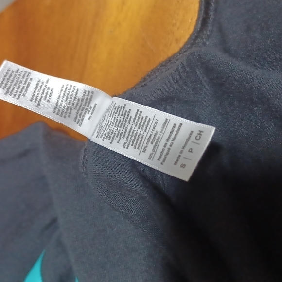 Womens t-shirt in size s p ch in a beautiful black polyester and cotton - Picture 6 of 6